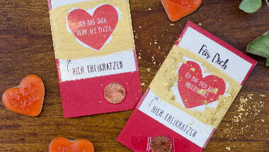 DIY Herz Rubbelkarten selbermachen zum Valentinstag