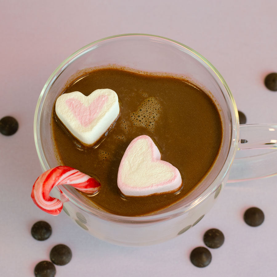DIY Heiße Schokolade „Liebe“ – Valentinstagsgeschenk mit Herz-Marshmallows im Glas
