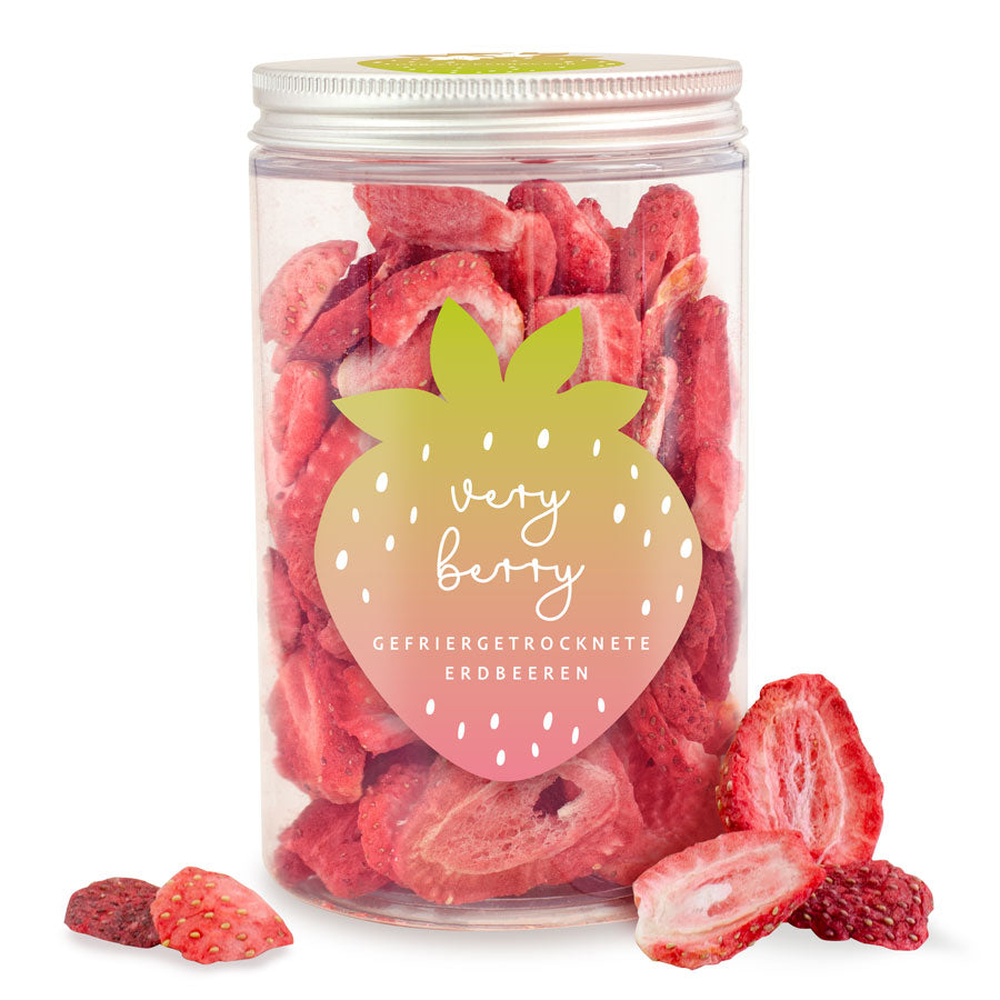 Gefriergetrocknete Erdbeeren in der Dose