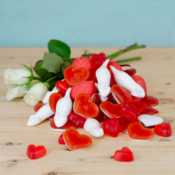 „I Love You“ Naschtüte – Süßes Valentinstagsgeschenk mit Fruchtgummi & Marshmallows